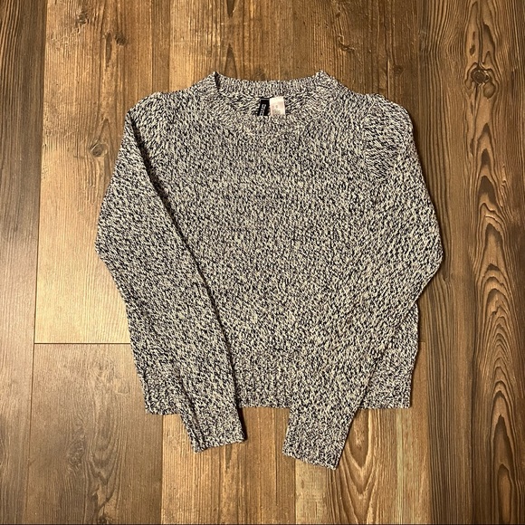 Divided H&M Crew Neck Knit Sweater - Picture 6 of 6